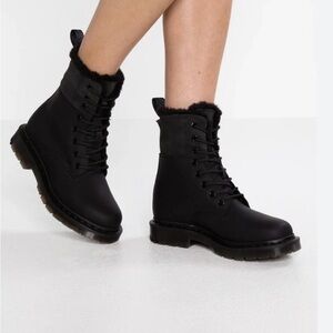 DR MARTENS WOMAN 1460 KOLBERT DM WINTERGRIP FAUX FUR BLACK COMBAT BOOTS US 5 36